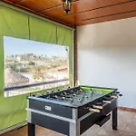 Cubo's Tirado & Heated Pool 펜션