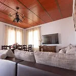 Cubo's Tirado & Heated Pool *