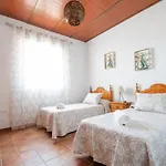 Cubo's Tirado & Heated Pool